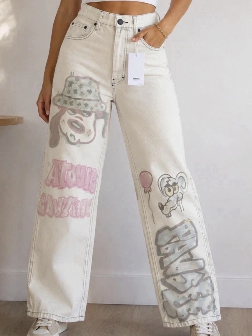 Bershka 90s Wide Leg Graffiti Graphic Jeans